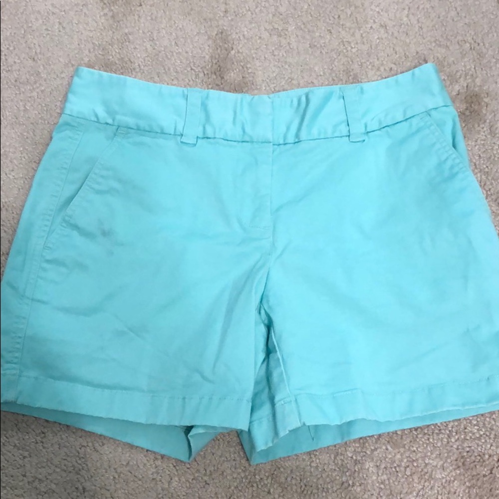 Turquoise Vineyard Vines shorts